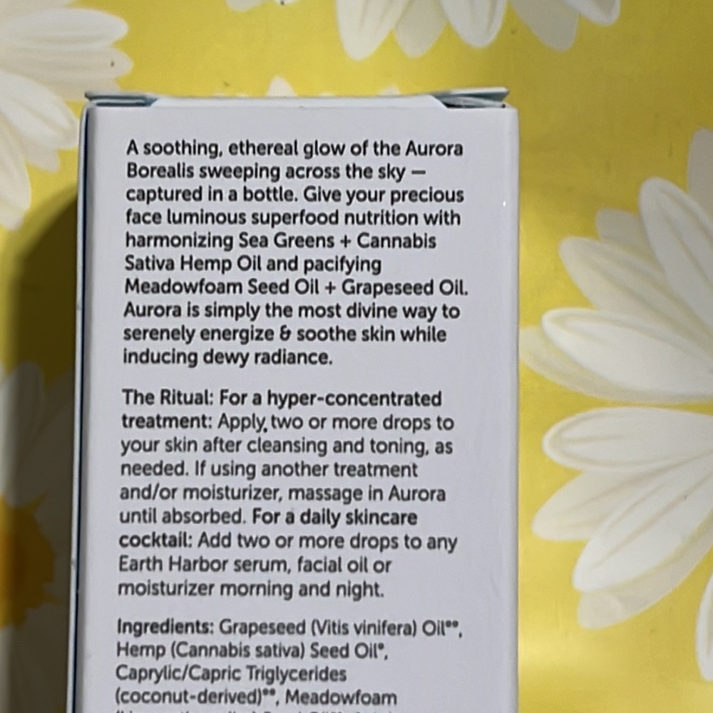 Earth Harbor- Aurora Superfood luminance ampoule NEW - Picture 3 of 5